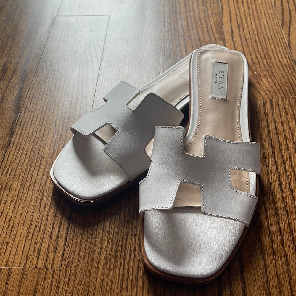 Steve Madden Haydn White Leather Sandals Size 11